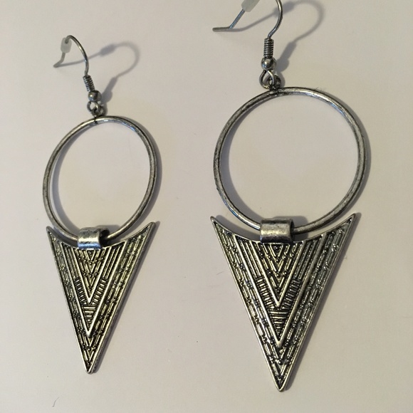 SOLD OUT!!! Geometric Boho Earrings - Picture 2 of 2